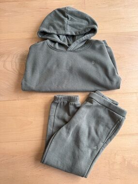 Volcom set